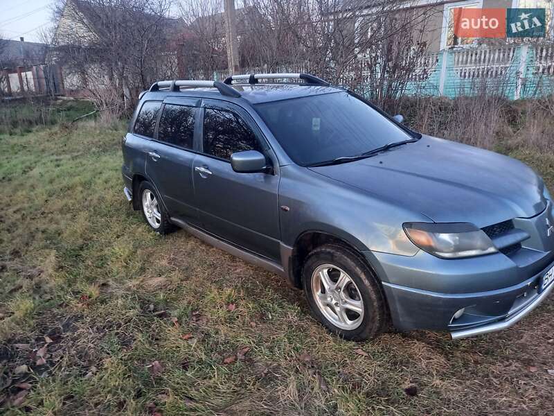 Внедорожник / Кроссовер Mitsubishi Outlander 2003 в Великой Михайловке фото 3 Внедорожник / Кроссовер Mitsubishi Outlander 2003 в Великой Михайловке