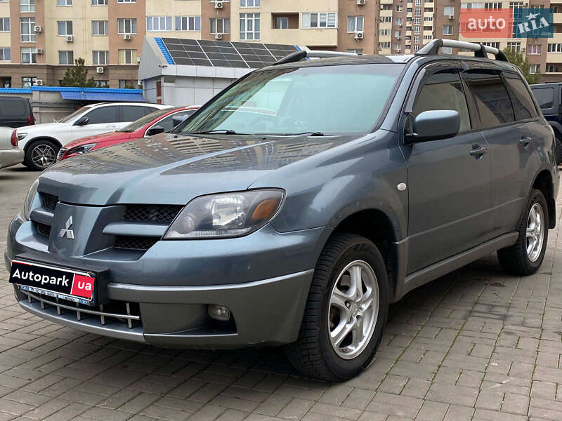 Позашляховик / Кросовер Mitsubishi Outlander 2004 в Одесі