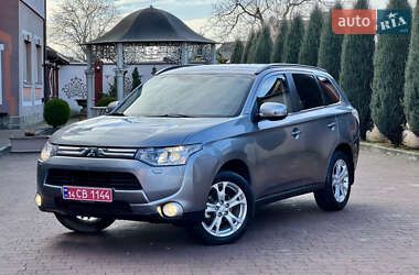 Позашляховик / Кросовер Mitsubishi Outlander 2013 в Стрию