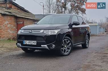 Позашляховик / Кросовер Mitsubishi Outlander 2014 в Полтаві