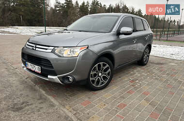 Внедорожник / Кроссовер Mitsubishi Outlander 2014 в Решетиловке