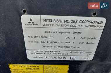 Внедорожник / Кроссовер Mitsubishi Outlander 2016 в 