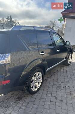 Позашляховик / Кросовер Mitsubishi Outlander 2008 в Тернополі