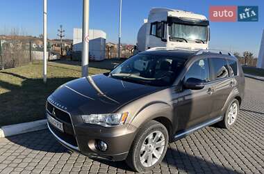 Внедорожник / Кроссовер Mitsubishi Outlander 2010 в Львове