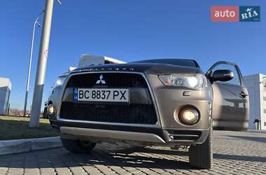 Внедорожник / Кроссовер Mitsubishi Outlander 2010 в Львове