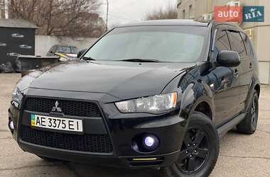 Внедорожник / Кроссовер Mitsubishi Outlander 2010 в 