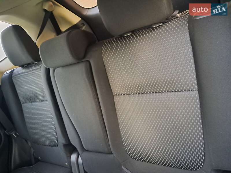 Внедорожник / Кроссовер Mitsubishi Outlander 2018 в Киеве