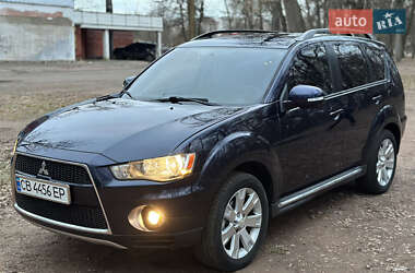 Позашляховик / Кросовер Mitsubishi Outlander 2010 в Чернігові