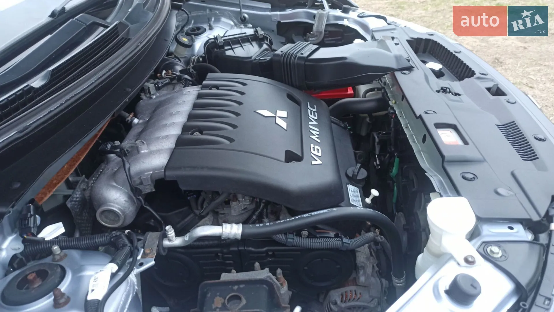 2013 Mitsubishi Outlander - мініатюра 24