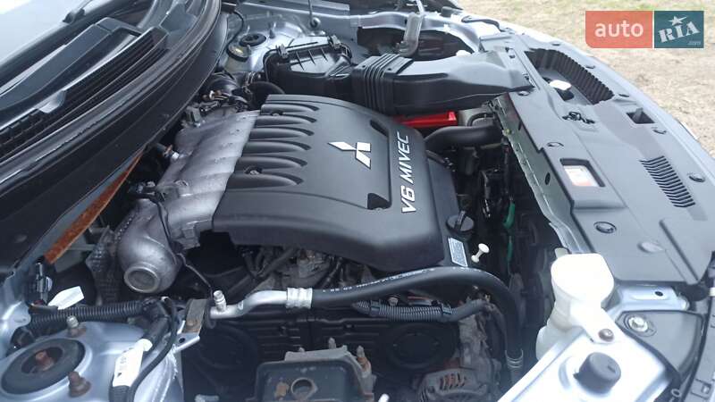 Позашляховик / Кросовер Mitsubishi Outlander 2013 в Полтаві фото 24 Позашляховик / Кросовер Mitsubishi Outlander 2013 в Полтаві