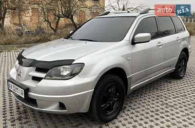 Позашляховик / Кросовер Mitsubishi Outlander 2003 в Тульчині