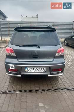 Внедорожник / Кроссовер Mitsubishi Outlander 2004 в 