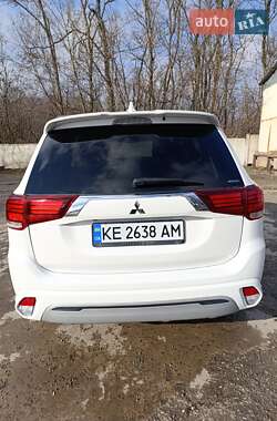 Внедорожник / Кроссовер Mitsubishi Outlander 2020 в Днепре