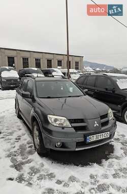 Позашляховик / Кросовер Mitsubishi Outlander 2008 в Києві