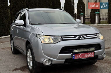 Позашляховик / Кросовер Mitsubishi Outlander 2013 в Дубні