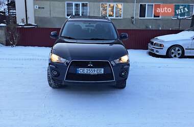 Внедорожник / Кроссовер Mitsubishi Outlander 2010 в 