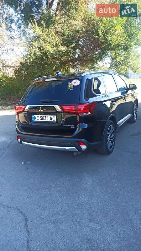 Внедорожник / Кроссовер Mitsubishi Outlander 2018 в Днепре