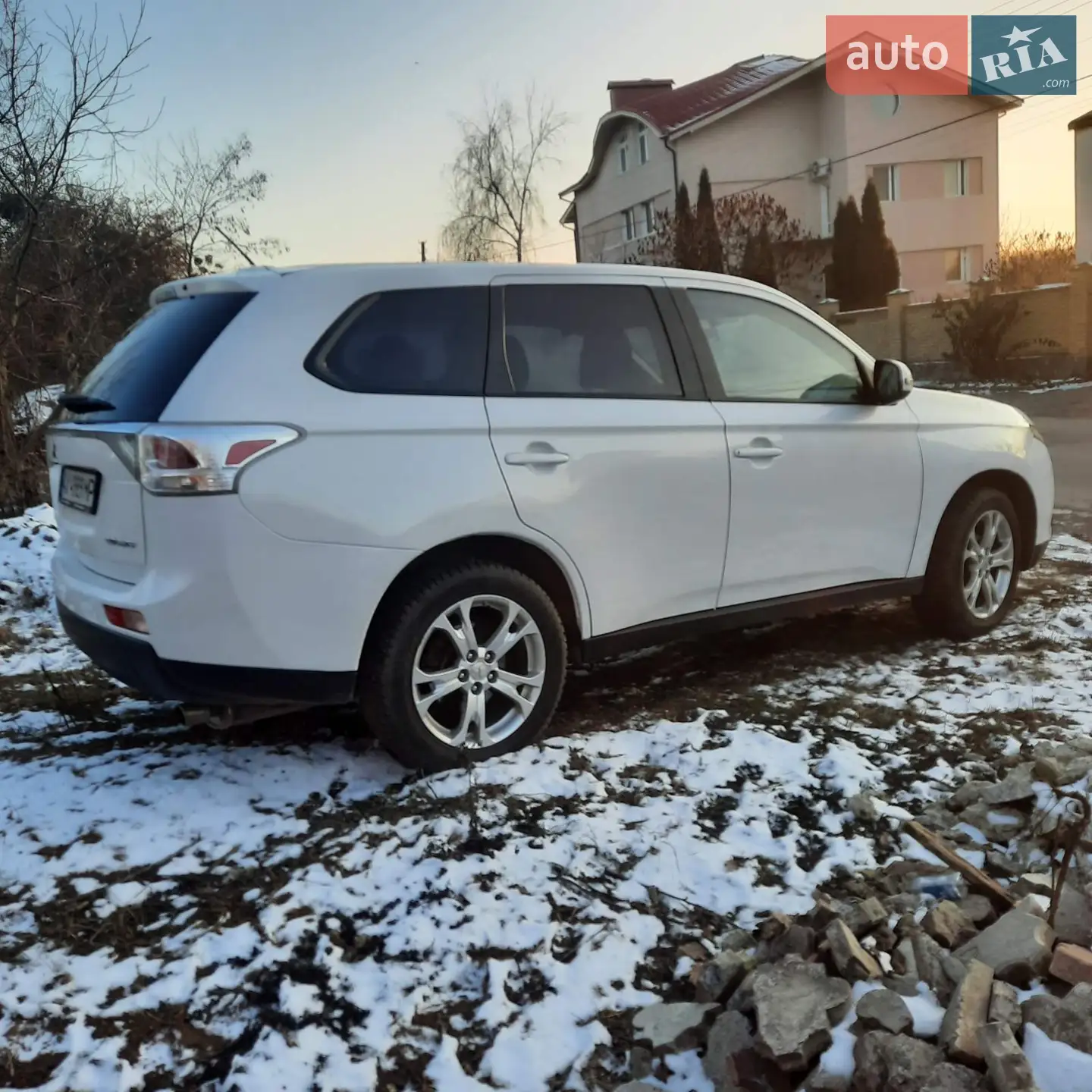 2013 Mitsubishi Outlander - мініатюра 3