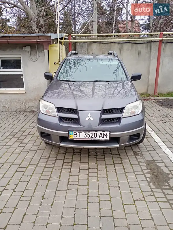Mitsubishi Outlander