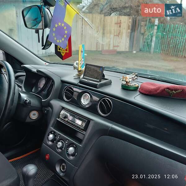 Внедорожник / Кроссовер Mitsubishi Outlander 2004 в Одессе