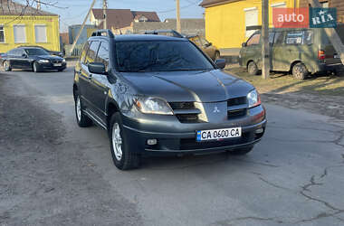 Позашляховик / Кросовер Mitsubishi Outlander 2003 в Золотоноші