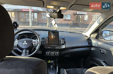 Внедорожник / Кроссовер Mitsubishi Outlander 2011 в Нежине