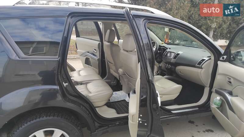 Позашляховик / Кросовер Mitsubishi Outlander 2008 в Бучачі