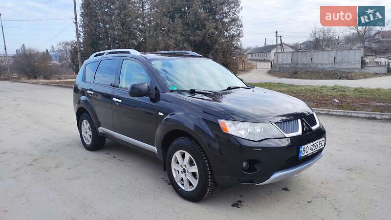 Позашляховик / Кросовер Mitsubishi Outlander 2008 в 