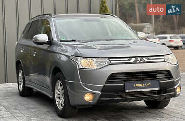 Позашляховик / Кросовер Mitsubishi Outlander 2012 в Дубні