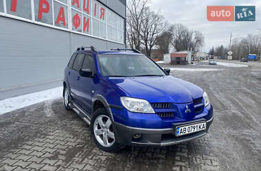 Внедорожник / Кроссовер Mitsubishi Outlander 2005 в Немирове