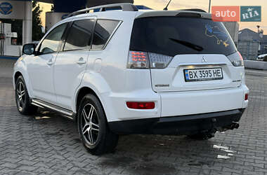 Внедорожник / Кроссовер Mitsubishi Outlander 2010 в Хмельницком