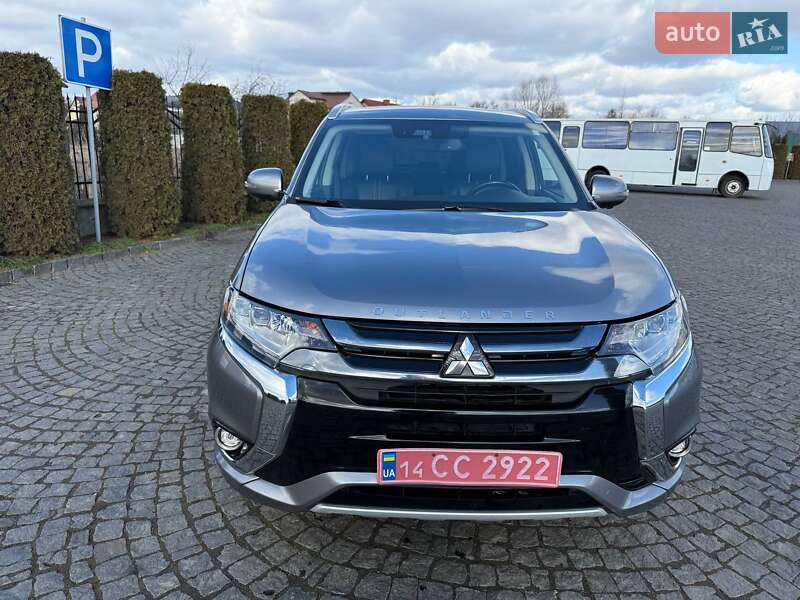 Внедорожник / Кроссовер Mitsubishi Outlander 2018 в Жовкве