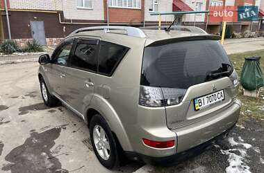 Внедорожник / Кроссовер Mitsubishi Outlander 2008 в 