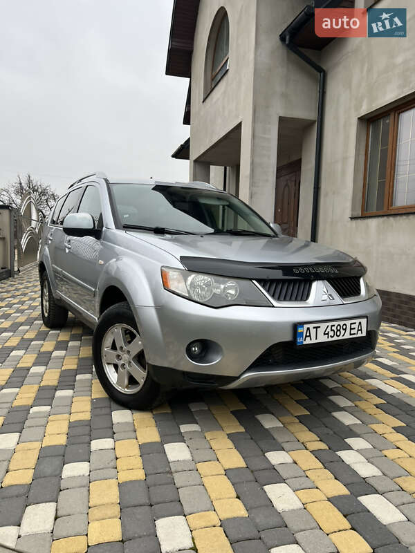 Позашляховик / Кросовер Mitsubishi Outlander 2007 в Рожнятові