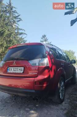 Внедорожник / Кроссовер Mitsubishi Outlander 2008 в 