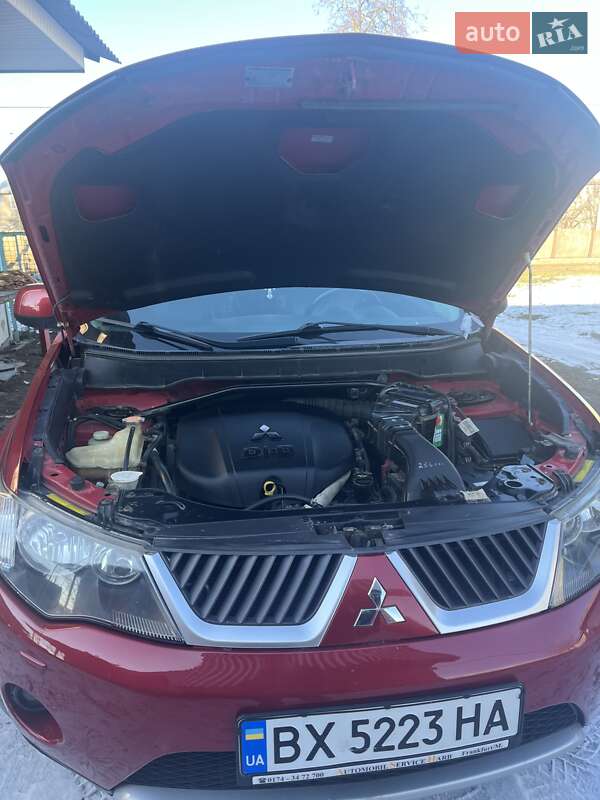 Внедорожник / Кроссовер Mitsubishi Outlander 2008 в Красилове