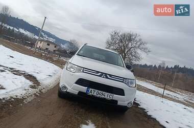 Позашляховик / Кросовер Mitsubishi Outlander 2012 в Івано-Франківську