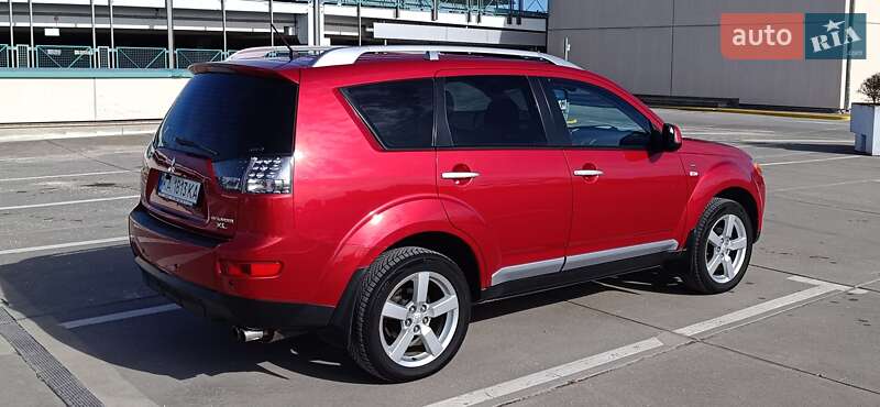 Позашляховик / Кросовер Mitsubishi Outlander 2008 в Львові