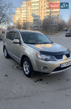 Внедорожник / Кроссовер Mitsubishi Outlander 2009 в Ямполе