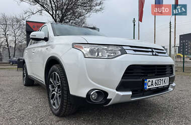 Позашляховик / Кросовер Mitsubishi Outlander 2014 в Черкасах