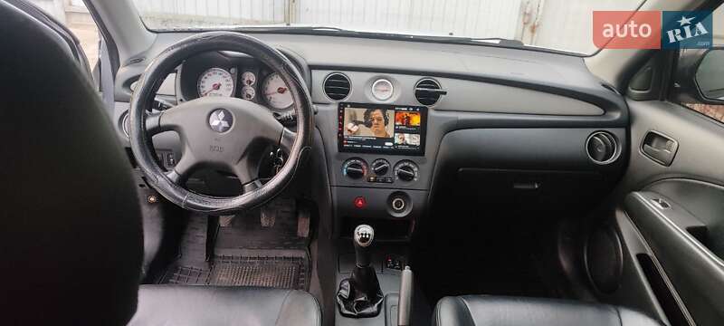 Внедорожник / Кроссовер Mitsubishi Outlander 2007 в Козельце