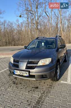 Позашляховик / Кросовер Mitsubishi Outlander 2007 в Таращі