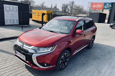 Внедорожник / Кроссовер Mitsubishi Outlander 2018 в Одессе