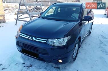 Позашляховик / Кросовер Mitsubishi Outlander 2012 в Решетилівці