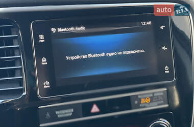 Внедорожник / Кроссовер Mitsubishi Outlander 2018 в 