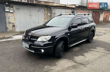 Внедорожник / Кроссовер Mitsubishi Outlander 2008 в Киеве