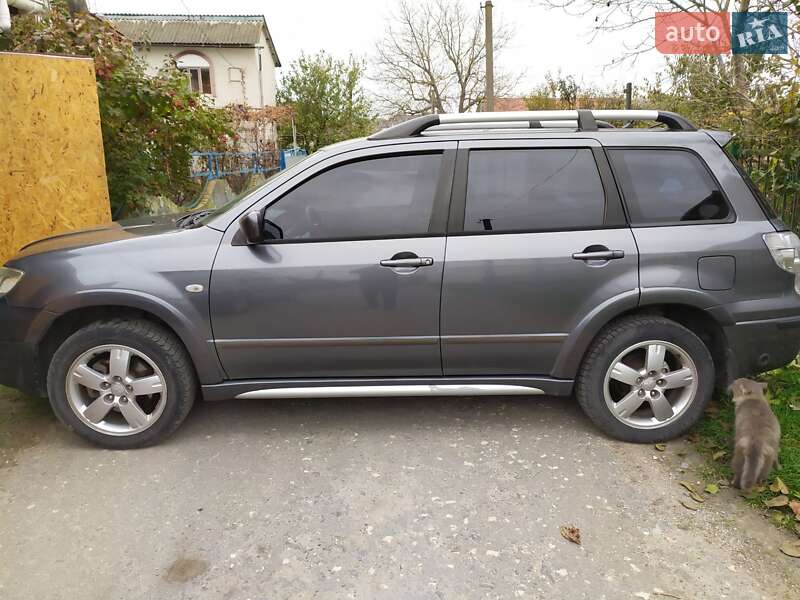 Mitsubishi Outlander 2008