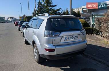 Внедорожник / Кроссовер Mitsubishi Outlander 2007 в Херсоне