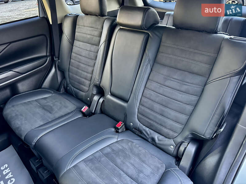 Внедорожник / Кроссовер Mitsubishi Outlander 2019 в Трускавце