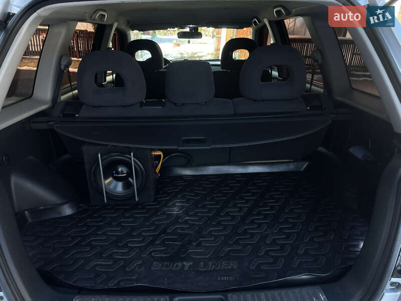 Внедорожник / Кроссовер Mitsubishi Outlander 2005 в Яремче
